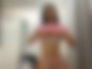 Live cam show with BertaMoschetto - Nipple Piercings on Camsoda