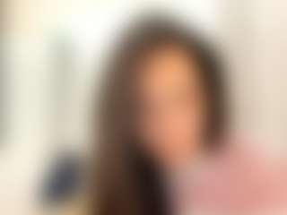 Live-camshow met BertaMoschetto - Nipple Piercings op Camsoda