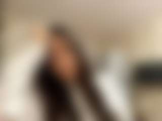 Live cam show with BertaMoschetto - Moaning on TeamSkeetLive