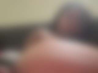 Live cam show with Caramelstar - Bra on AdultVida.com