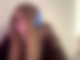 Live cam show with CollenQuinlan - New Teen (18+) on Camming Site