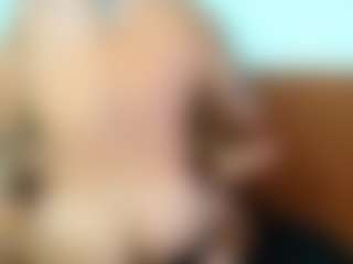 EmilyCute's Live Sex Cam Show
