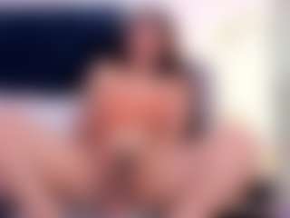 Live cam show with i-am-andrea - Brown Hair on CamwithHer