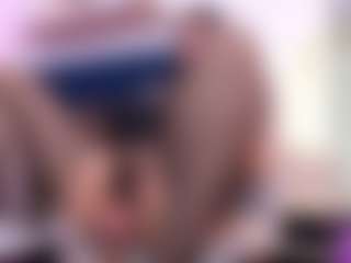 Live cam show with i-am-andrea - Ass Clapping on Cam Slut