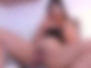 Live cam show with i-am-andrea - Camel Toe on Soda Cam