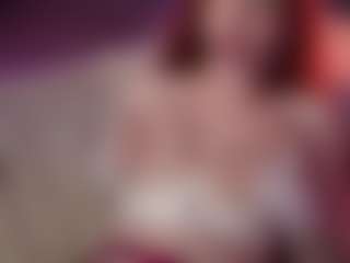 Live cam show with IzabellaSweet - Blowjob on Free Soda