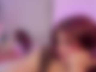 lia-chips's Live Sex Cam Show