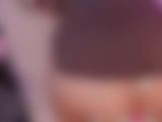 lia-chips's Live Sex Cam Show