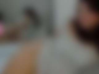 lia-chips's Live Sex Cam Show