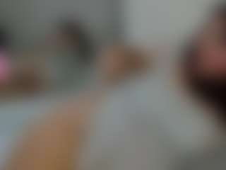 lia-chips's Live Sex Cam Show