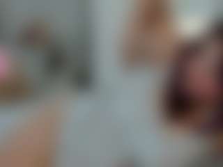 lia-chips's Live Sex Cam Show