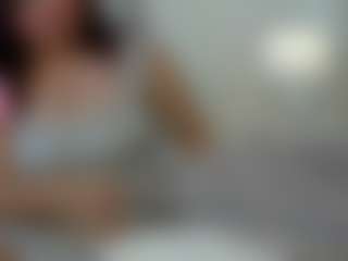 lia-chips's Live Sex Cam Show