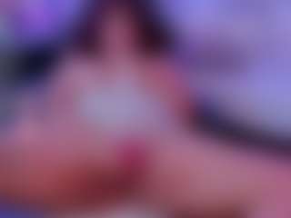 lia-chips's Live Sex Cam Show