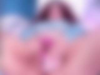 lia-chips's Live Sex Cam Show