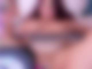 lia-chips's Live Sex Cam Show