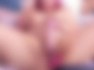 lia-chips's Live Sex Cam Show