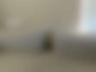 Live cam show with majoqueens - Brown Eyes on Mixed Magazine Live