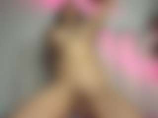Live cam show with mia-sweetie1 - Ass Bouncing on Camsoda