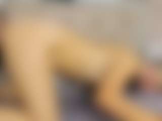 Live cam show with Ninarose553 - Biracial on Camsoda