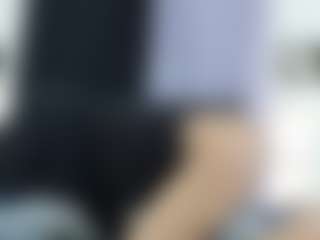 Live cam show with PhillipCoxx - Living Room on Soda Cam