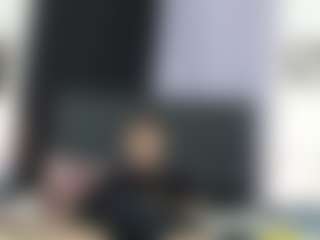 Live cam show with PhillipCoxx - Drinking on Dolls Live