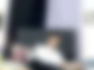 Live cam show with PhillipCoxx - Drinking on xDating