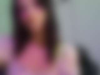 Live cam show with RoxannaWinninger - Big Tits on studioflirtlive.com