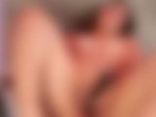 Live cam show with Sarah-Greey - Average on Instabang
