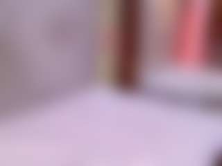 Live cam show with Sarah-Greey - Average on Milfs Live