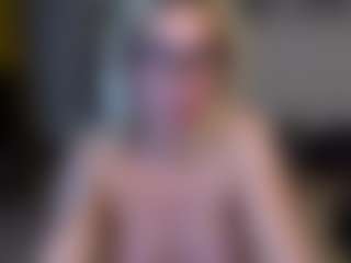Sarahcamsx's Live Sex Cam Show
