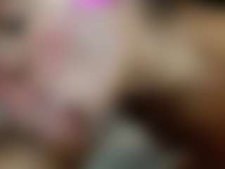 Live cam show with slendyclub - Chubby on Big Tits