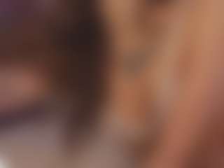 sofi-loveEmi's Live Sex Cam Show