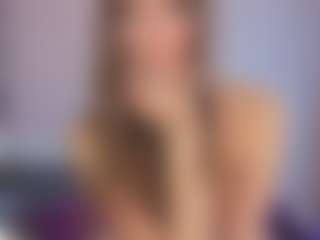 sofi-loveEmi's Live Sex Cam Show