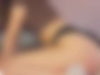 sofi-loveEmi's Live Sex Cam Show