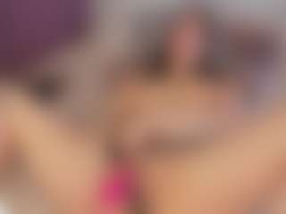 sofi-loveEmi's Live Sex Cam Show
