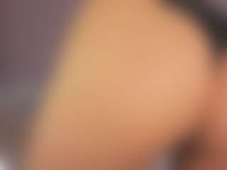 sofi-loveEmi's Live Sex Cam Show