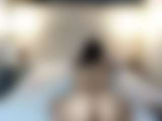 Thais-Celeste's Live Sex Cam Show