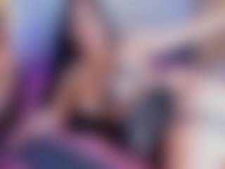 Live cam show with veroniica-hill - Butt Plug on Chatstar