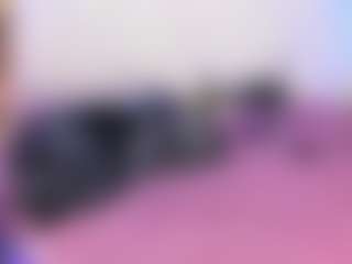 Live cam show with veroniica-hill - Facial on Dolls Live