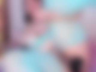 Live cam show with veroniica-hill - Nipple Piercings on Camsoda