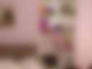 Live cam show with Vicki-Turner - Smoking on Camsoda