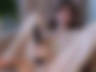 Live cam show with Vicki-Turner - Normal on CamClone
