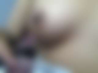 Ailyn-Ch1's Live Sex Cam Show