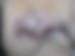 Live cam show with Ailyn-Ch1 - Curvy Young Adult on Pornisteam.com