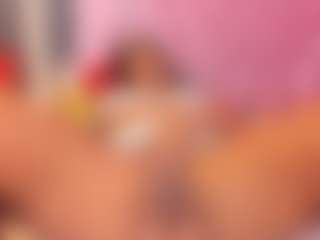 aisha-moore's Live Sex Cam Show