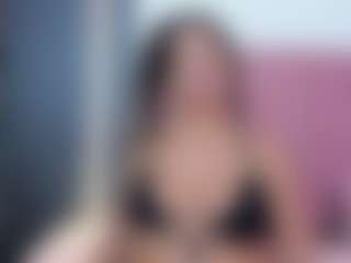 aisha-moore's Live Sex Cam Show