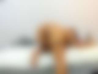 Live cam show with aisha-moore - Natural on SpankPalCams
