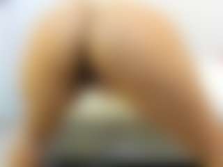 aisha-moore's Live Sex Cam Show