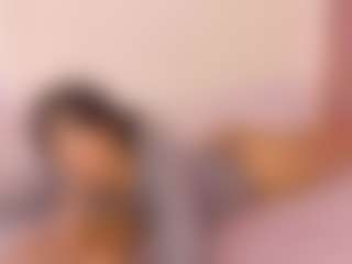 Live cam show with ariana-colleman - Tease on TeamSkeetLive