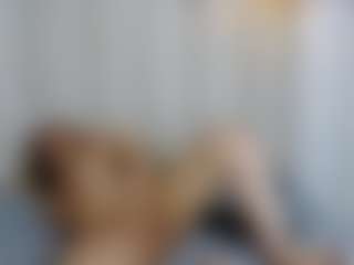 Live cam show with BellaMystic - Mature on Camsoda